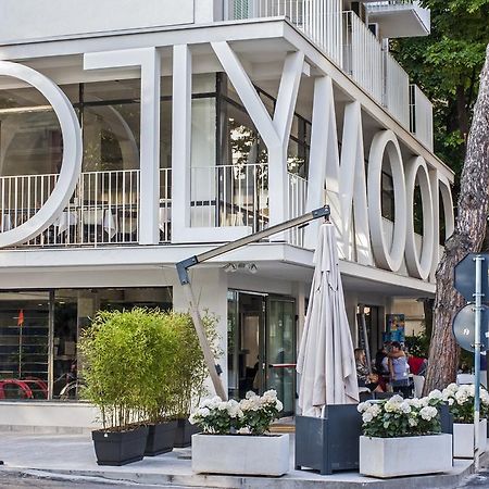 Hotel Hollywood Риччоне Екстер'єр фото